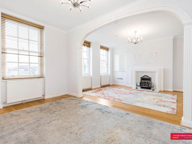 Apartment for rent in Marylebone, Greater London