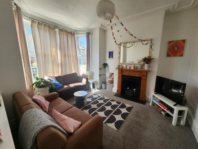 Room for rent in Bishopston, Wales