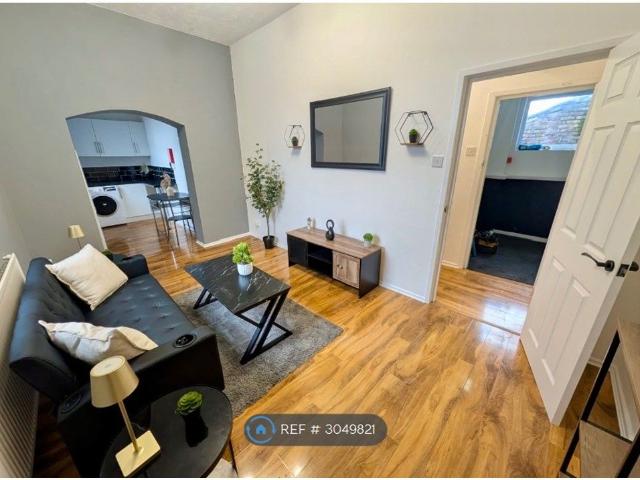 Apartment for rent in Crumpsall, Manchester