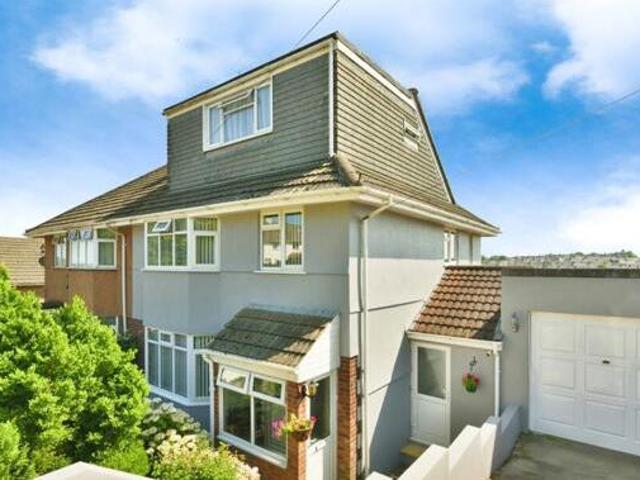House for sale in Follaton, Strode