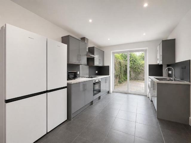 House for rent in Pengam Green, Falcon Lodge
