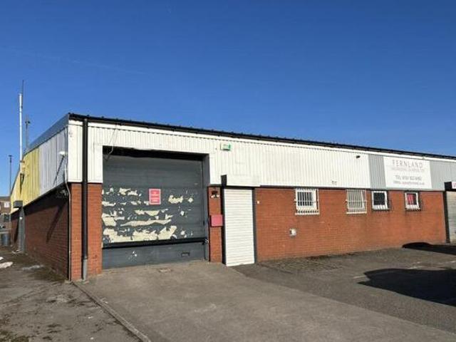 House for rent in Calderstones