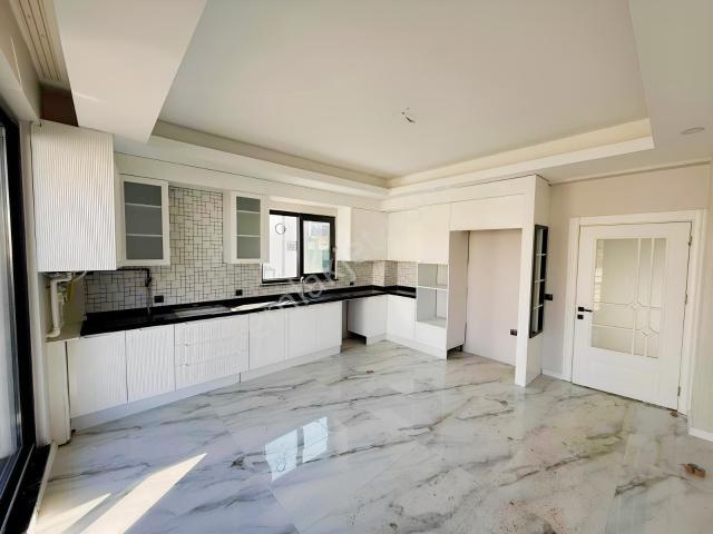 Yolaltı Mahallesi, Yenişehir içerisinde kiralık Villa