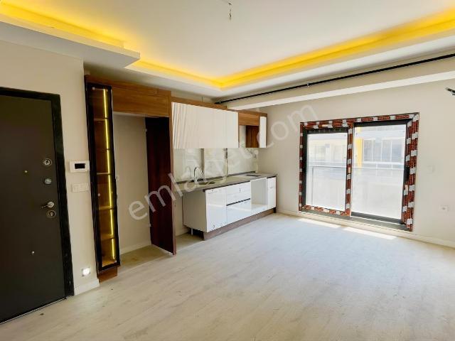 Seyrek, Menemen içerisinde kiralık mülk