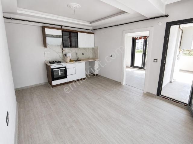 Seyrek, Menemen içerisinde kiralık mülk