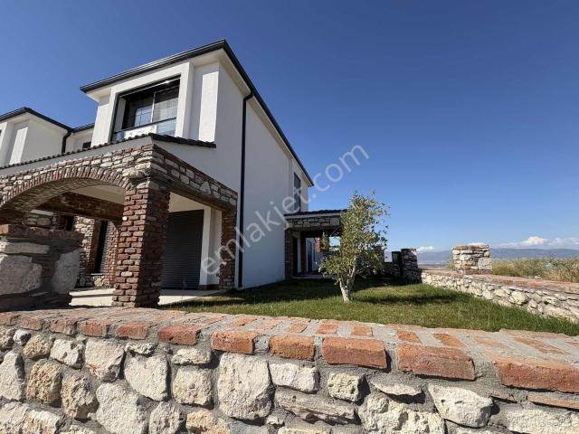 Menemen, İzmir içerisinde kiralık Villa