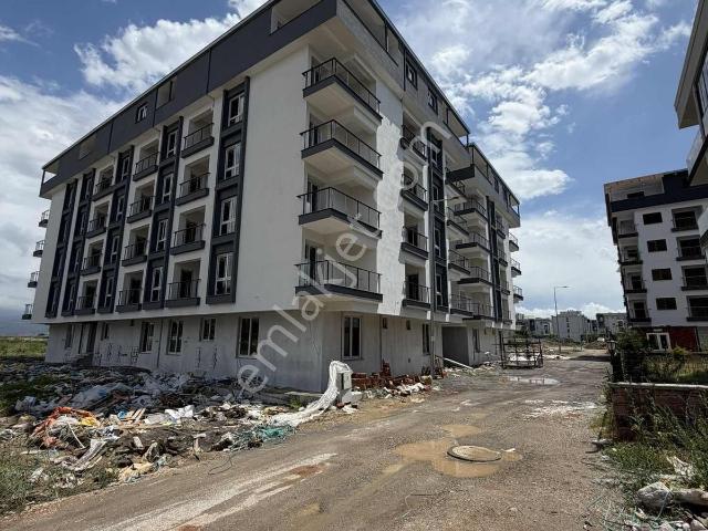 Menemen, İzmir içerisinde satılık mülk