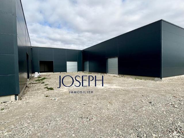 Local Commercial location à Muret, Seysses