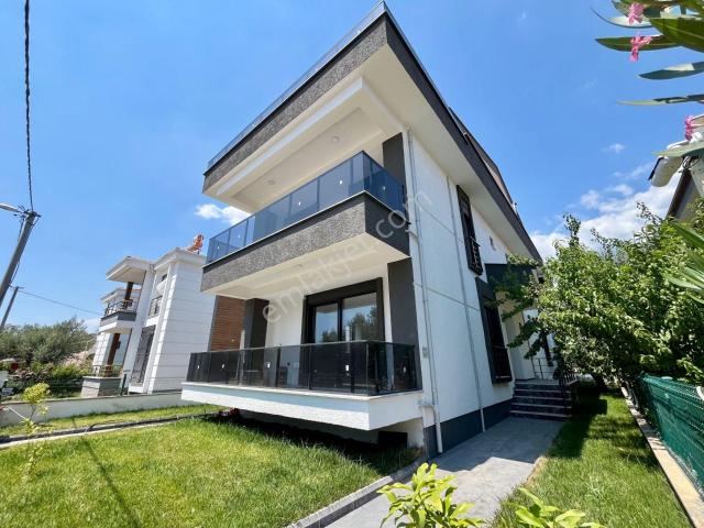 Edremit, Balikesir içerisinde satılık Villa