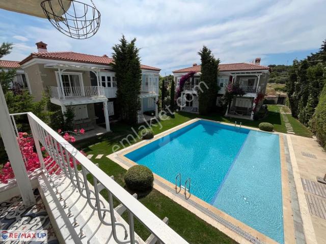 Çeşme, İzmir içerisinde kiralık mülk