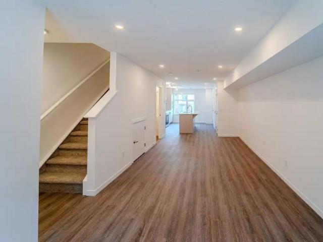 Townhouse for rent in Mahogany, Calgary