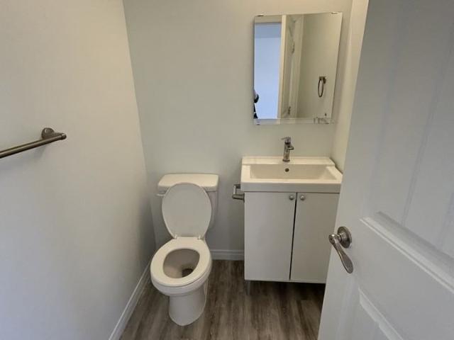 Apartment for rent in Wedgewood, Alberta