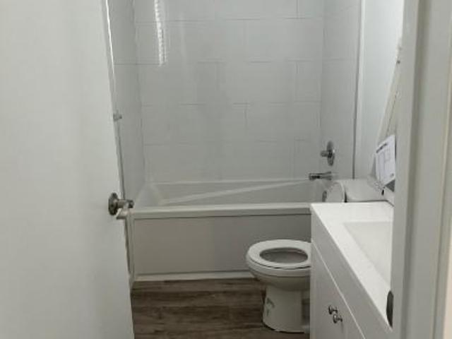 Apartment for rent in Wedgewood, Alberta
