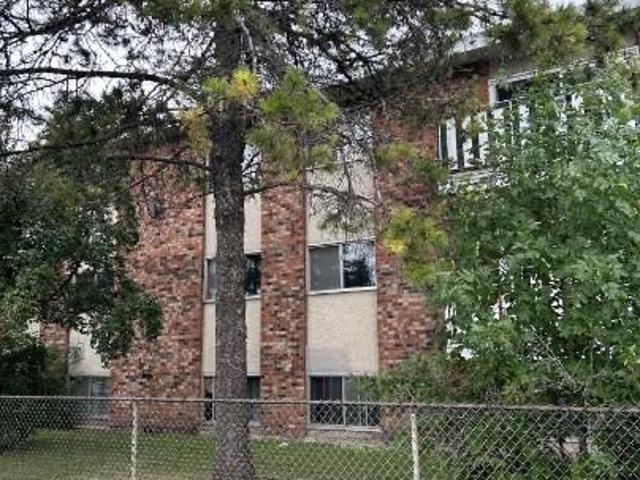 Apartment for rent in Wedgewood, Alberta