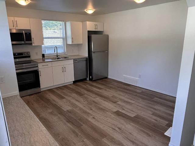 Apartment for rent in Wedgewood, Alberta