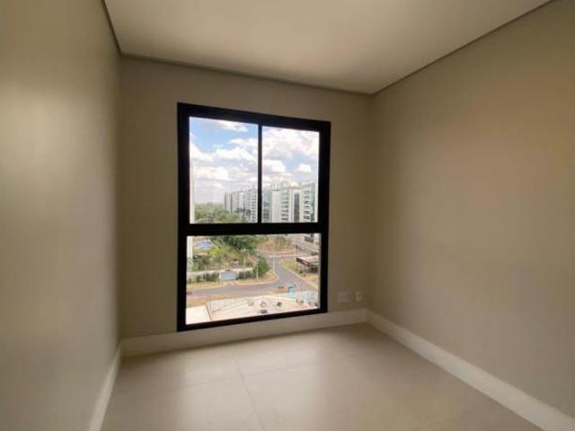 Apartamento venda em Região Geográfica Imediata do Distrito Federal, Região Integrada de Desenvolvimento do Distrito Federal e Entorno