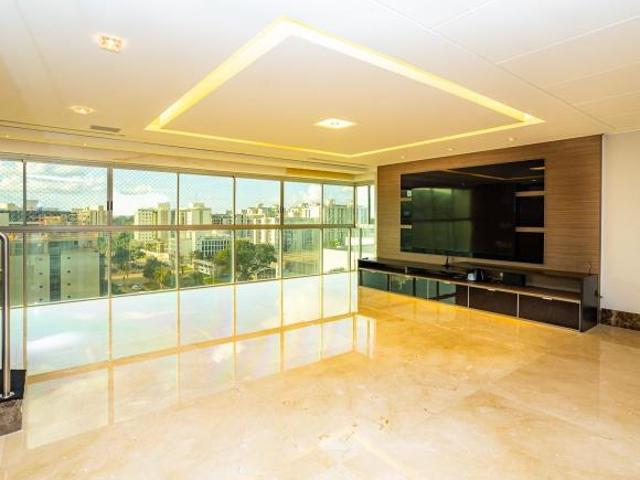 Apartamento venda em Região Geográfica Imediata do Distrito Federal, Região Integrada de Desenvolvimento do Distrito Federal e Entorno