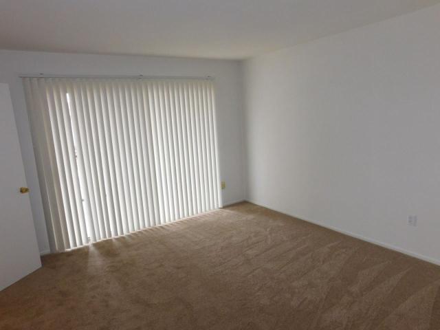 Apartment for rent in Huntington Beach, California