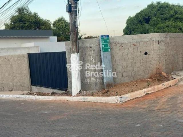 Terreno venda em Condomínio Oásis, Arniqueira