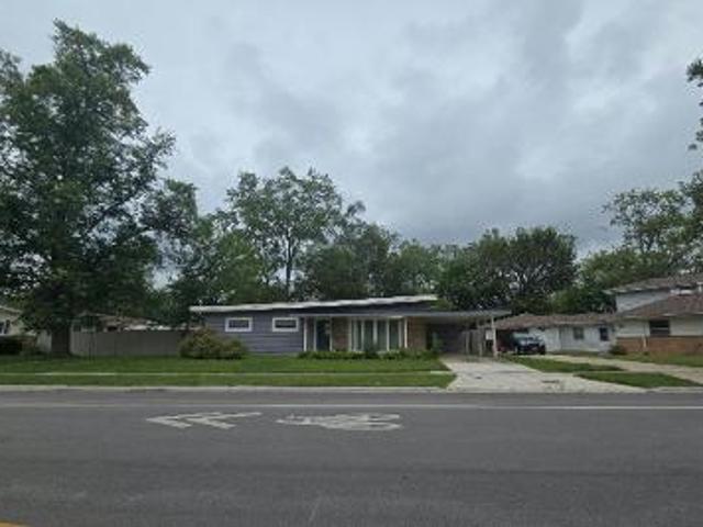 House for sale in Park Forest