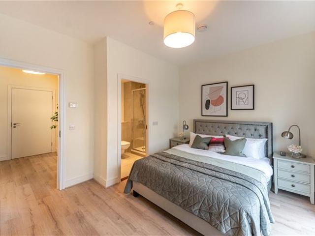 Apartment to rent in Lucan, North Tipperary