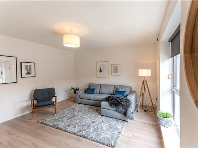 Apartment to rent in Lucan, North Tipperary