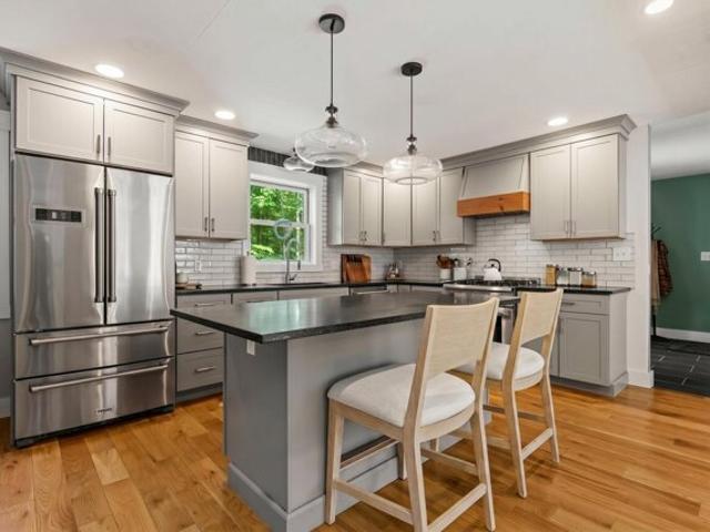 House for sale in Boothbay, Lincoln County