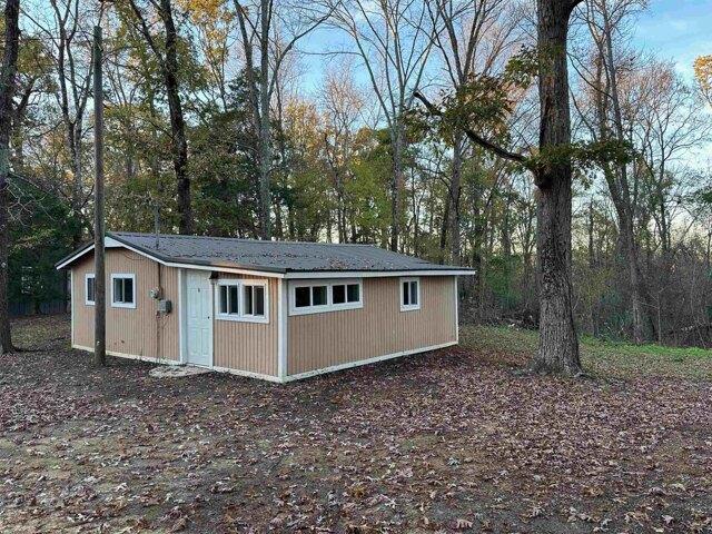 House for sale in Adamsville