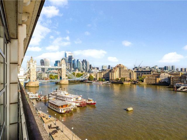 Apartment for rent in Bermondsey Village, Greater London