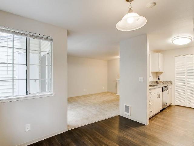 Apartment for rent in Redmond, Washington