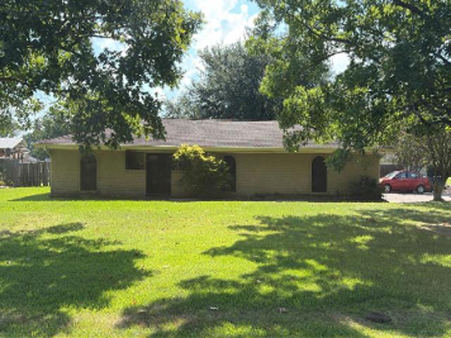 House for sale in Bridge City, Texas