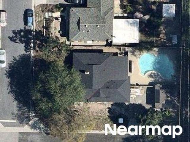 House for sale in Burbank