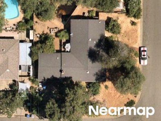 House for sale in Redding