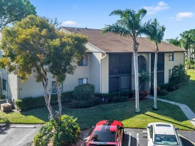 Condo for sale in Greenacres
