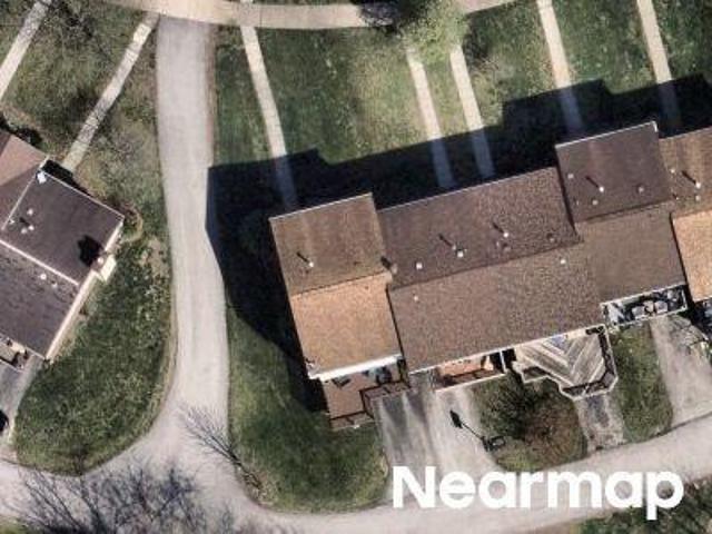 Townhouse for sale in Monroeville, Pennsylvania