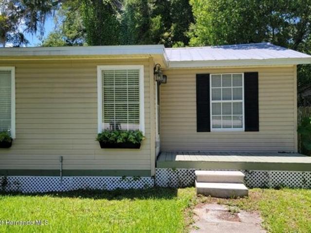 House for sale in Brooksville