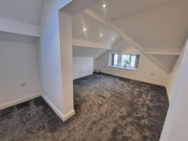 Apartment for rent in Allerton, West Yorkshire