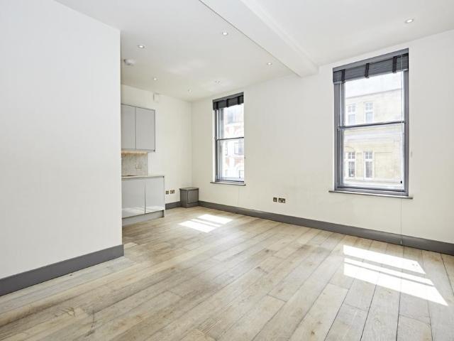Apartment for rent in East Marylebone, Greater London