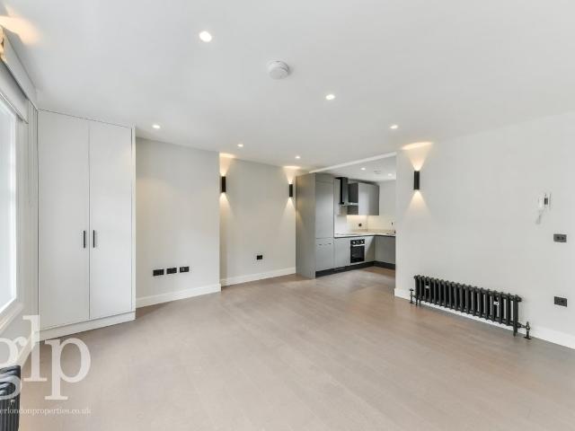 Studio for rent in East Marylebone, Mayfair