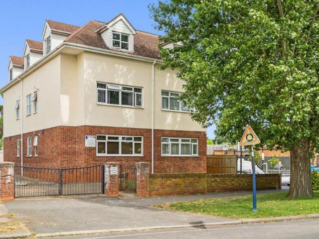 House for rent in Lane, Greater London