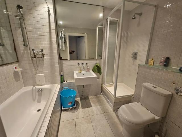 Apartment for rent in Plashet, Greater London