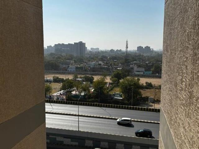 Flat for rent in Ahmadabad, Gujarat