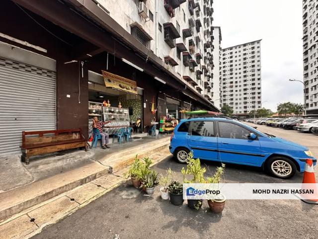 Shop for sale in Petaling, Alam Impian