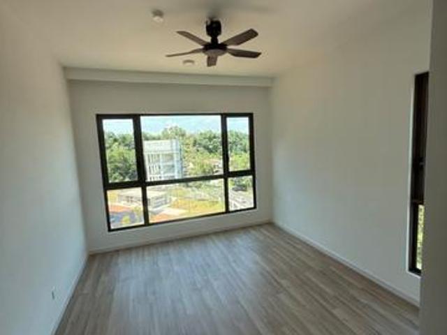 Condominium for sale in Petaling, Alam Impian