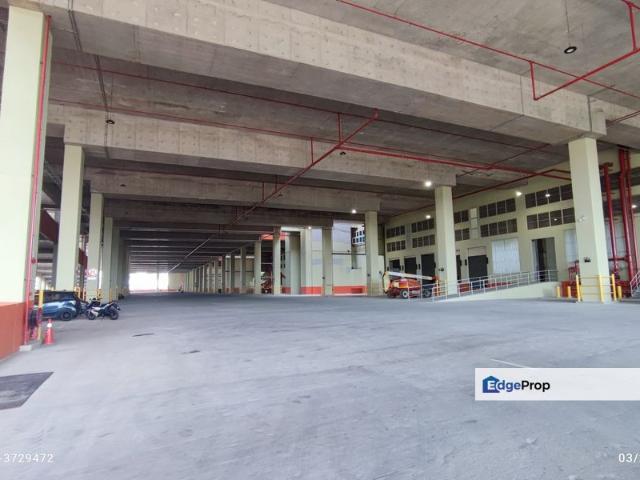 Warehouse for rent in Petaling, Alam Impian