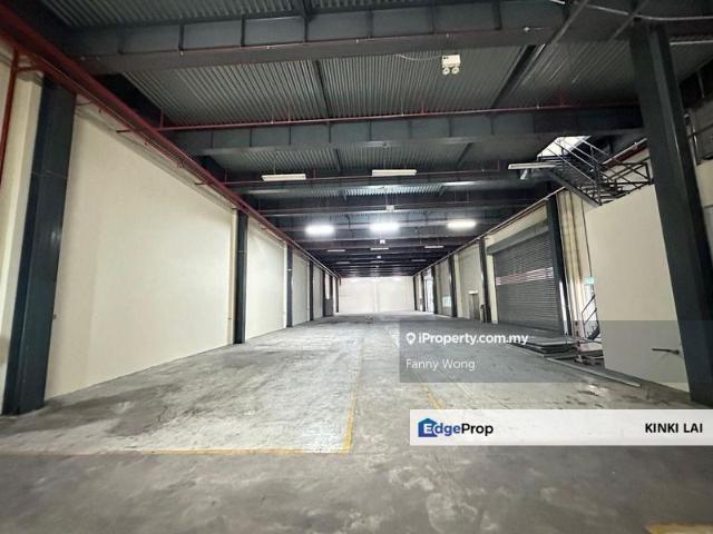 Warehouse for rent in Petaling, Alam Impian