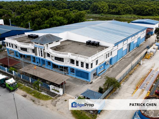 Warehouse for rent in Petaling, Alam Impian