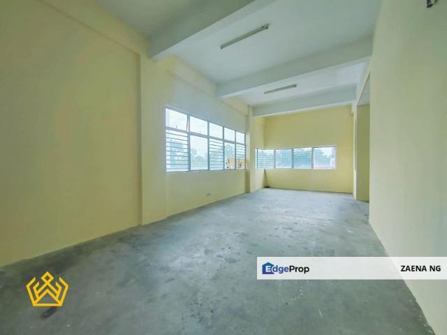 Warehouse for sale in Petaling, Alam Impian