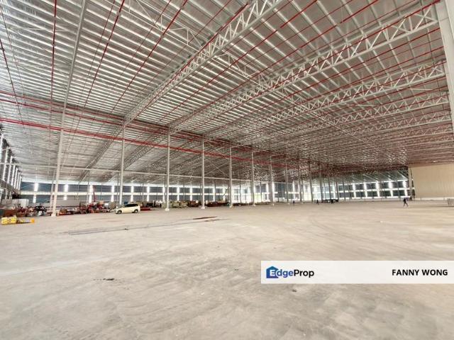 Warehouse for rent in Petaling, Alam Impian