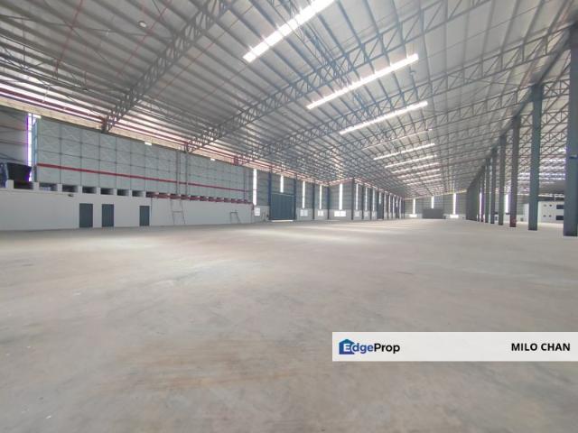 Warehouse for rent in Petaling, Alam Impian
